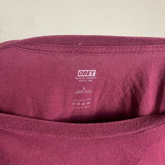 Y2K Obey T Shirt - Picture 4 of 4